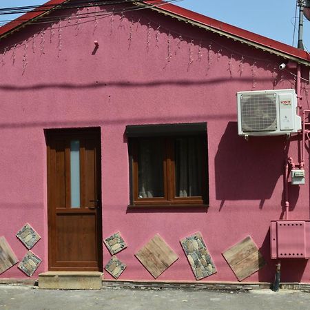 Yna House Villa Bukares Bagian luar foto